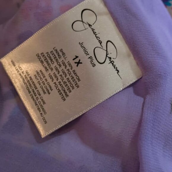 Jessica Simpson Floral blazer with purple lining - size 1X - Picture 3 of 4